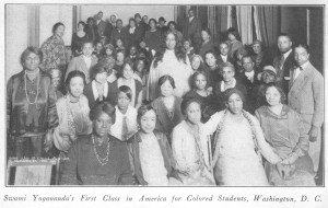 Yogananda with a classroom full of about 40 African-American students